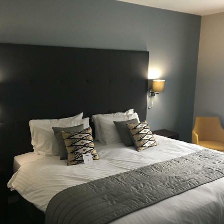 Stafford South Hatherton Hotel Penkridge Buitenkant foto