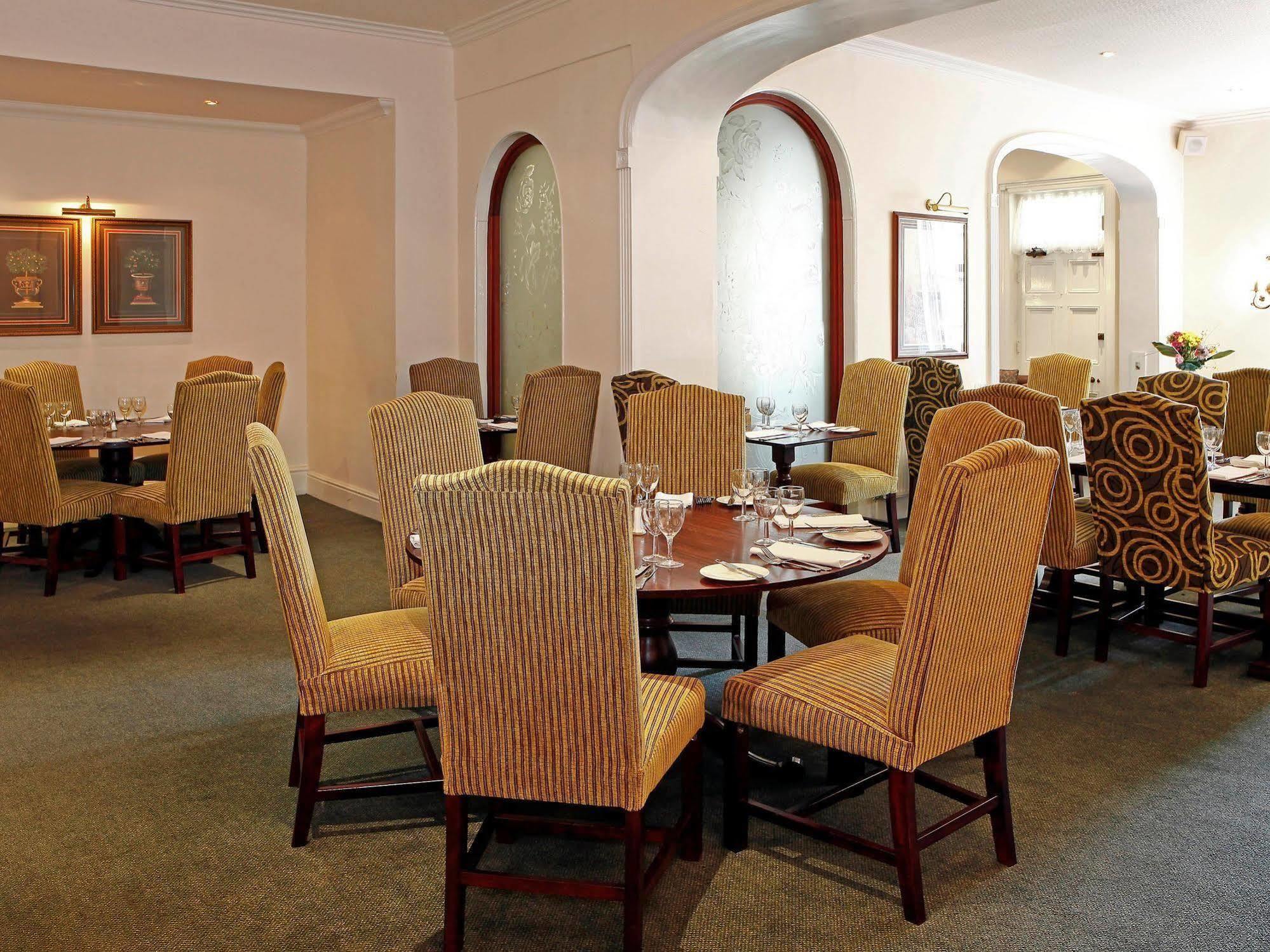 Stafford South Hatherton Hotel Penkridge Buitenkant foto