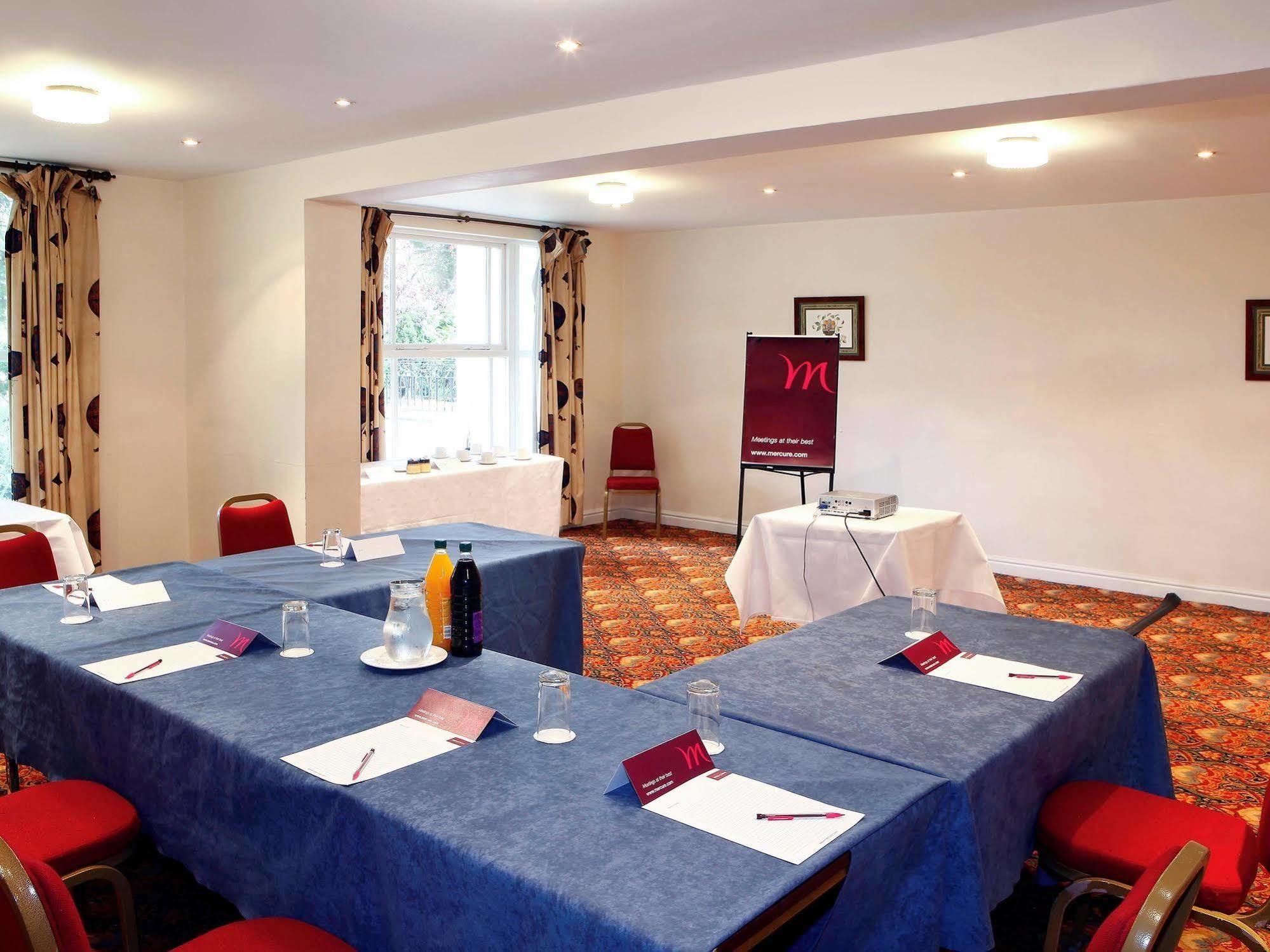 Stafford South Hatherton Hotel Penkridge Buitenkant foto