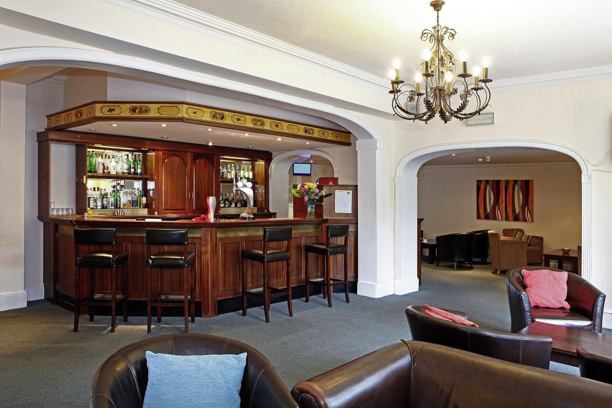 Stafford South Hatherton Hotel Penkridge Buitenkant foto