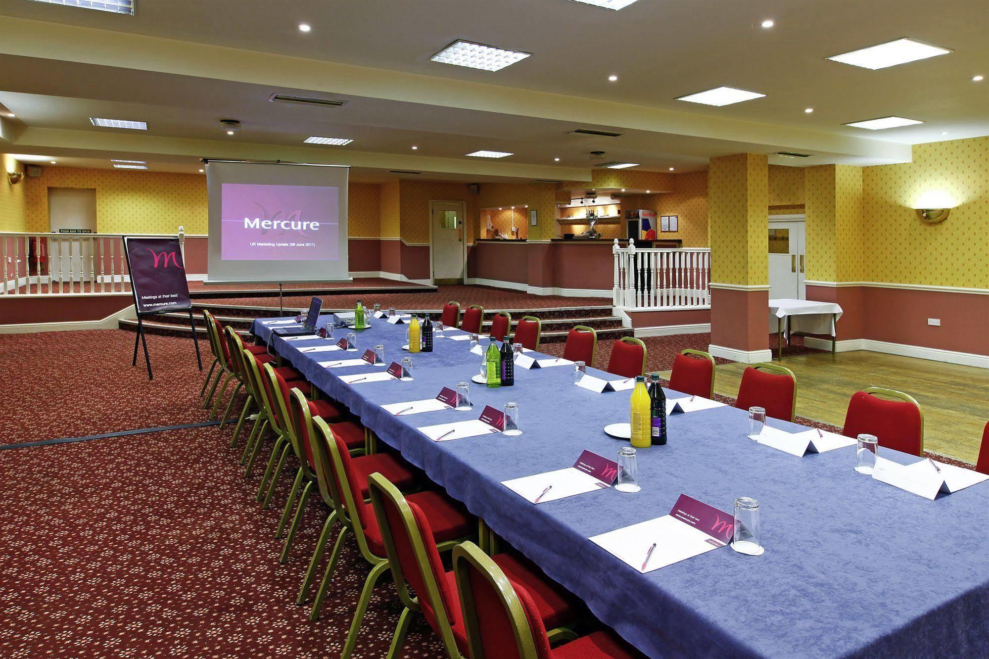 Stafford South Hatherton Hotel Penkridge Buitenkant foto