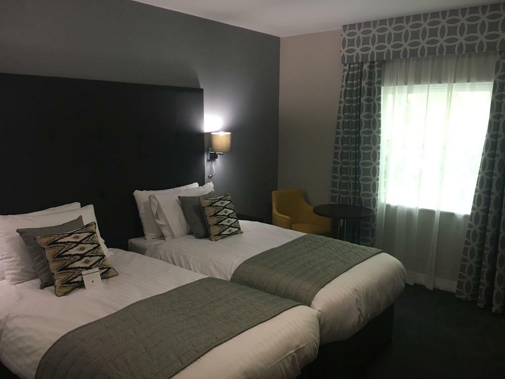 Stafford South Hatherton Hotel Penkridge Buitenkant foto